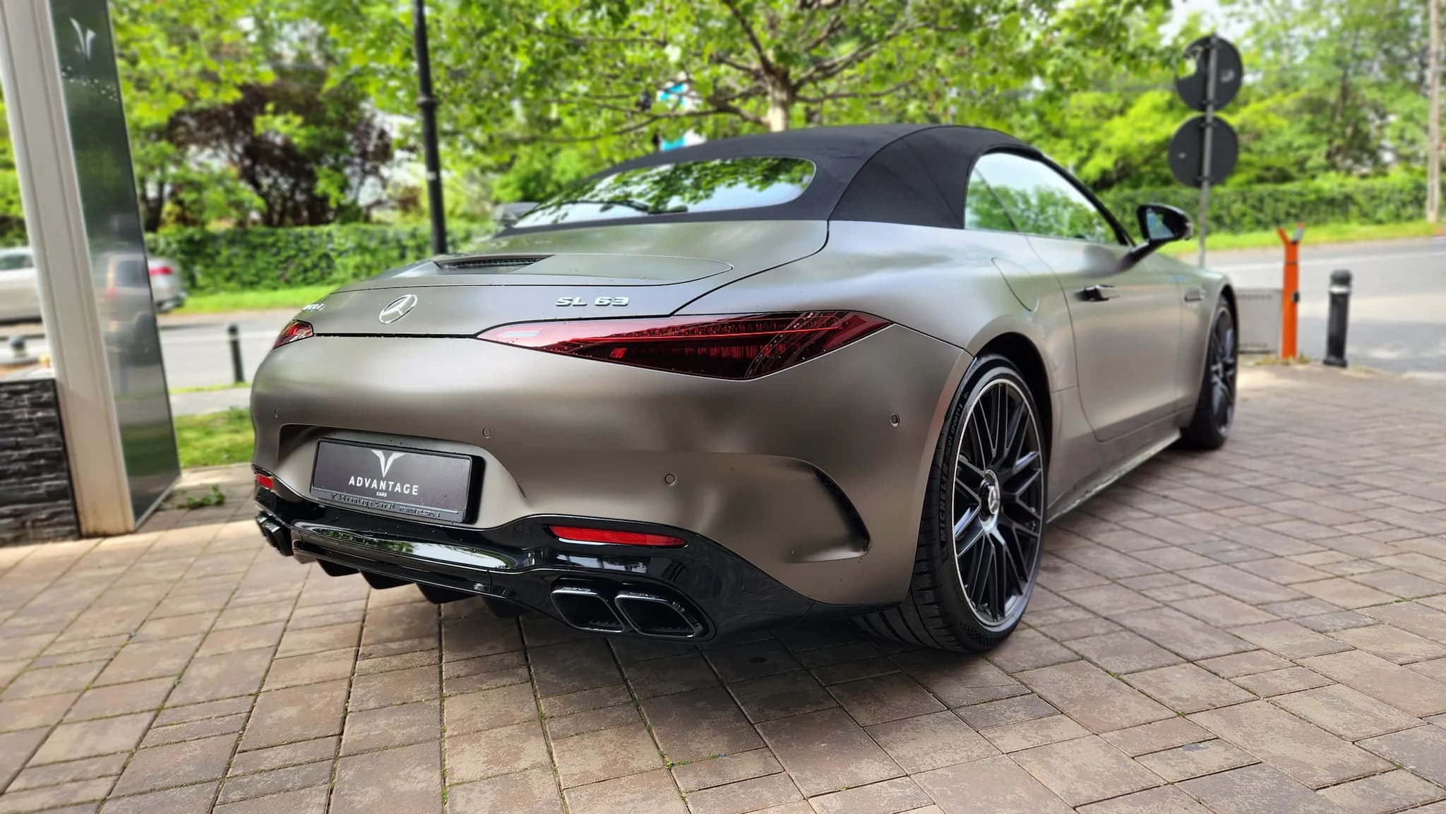 Mercedes-Benz SL 63AMG — imaginea 14