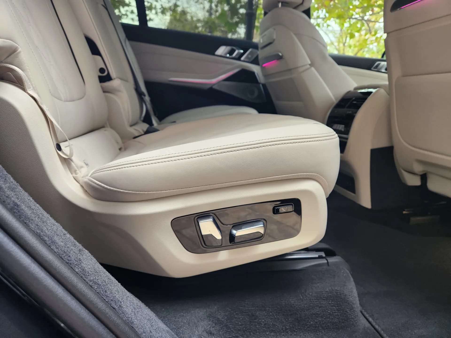 BMW X7 40i M-Sport — imaginea 13