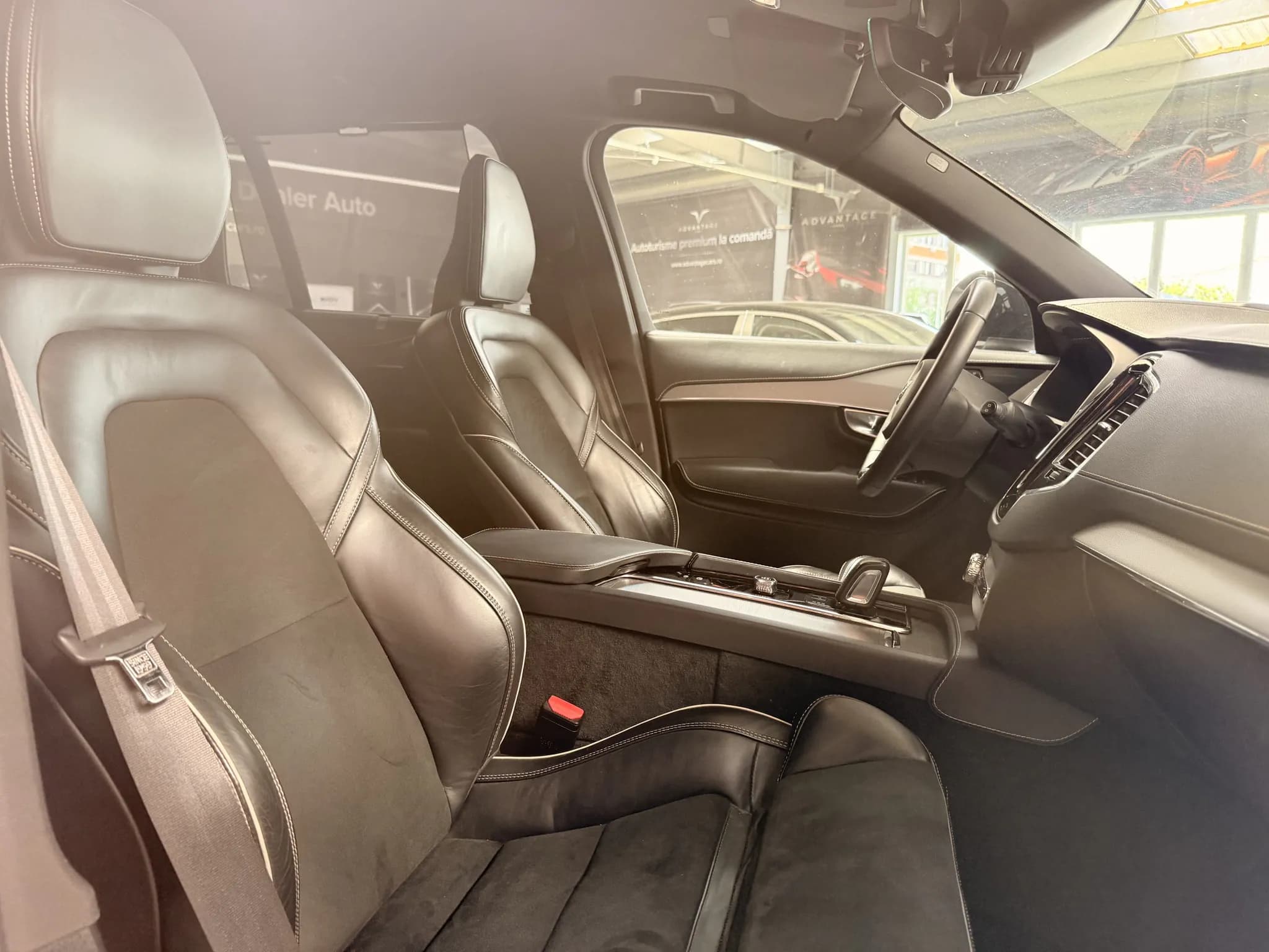 Volvo XC 90 T8 AWD Recharge — imaginea 11