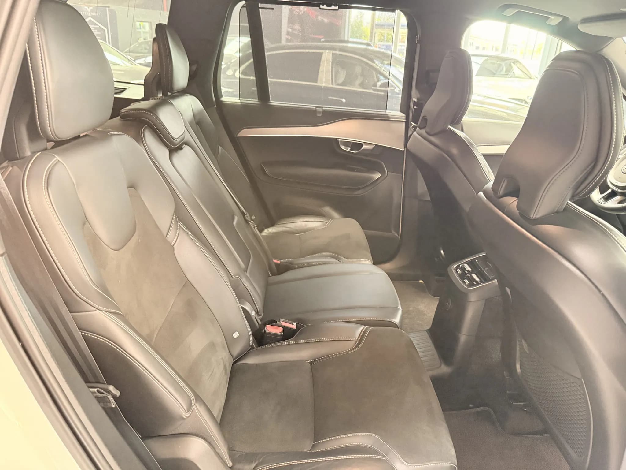 Volvo XC 90 T8 AWD Recharge — imaginea 13