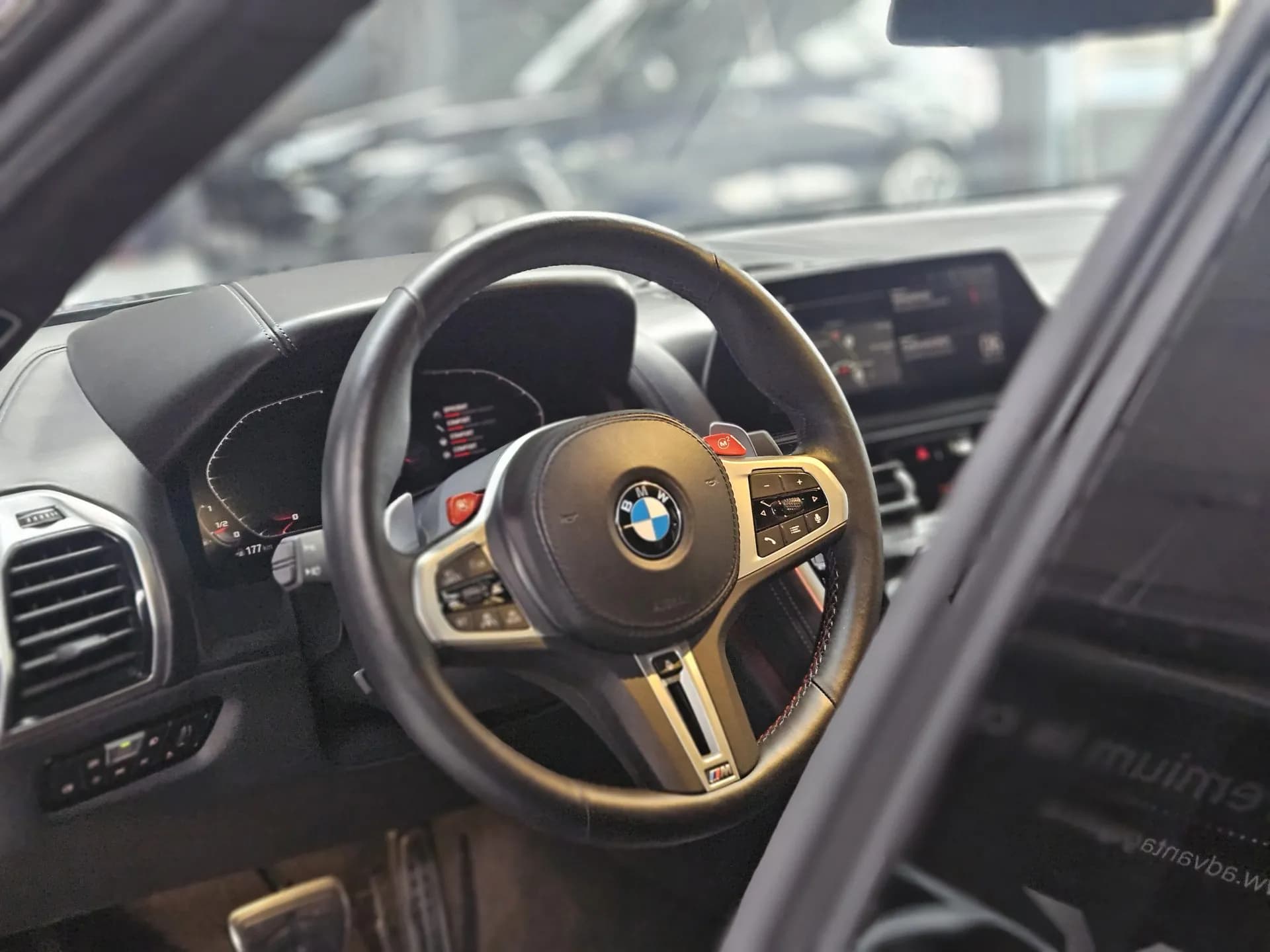 BMW M8 AT — imaginea 18