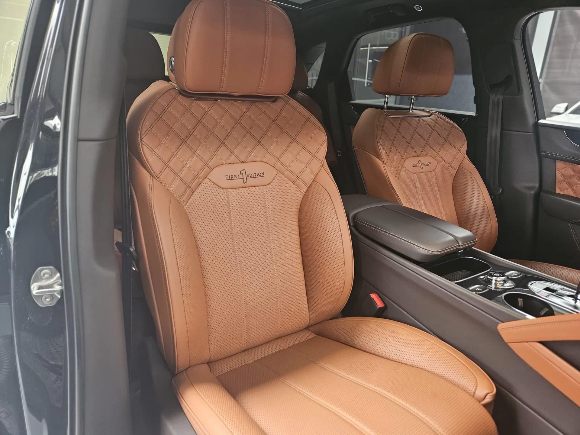 Bentley Bentayga — imaginea 68