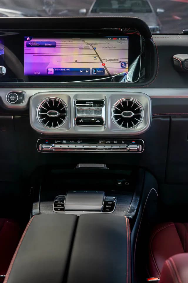 Mercedes-Benz G450 AMG-Paket — imaginea 28