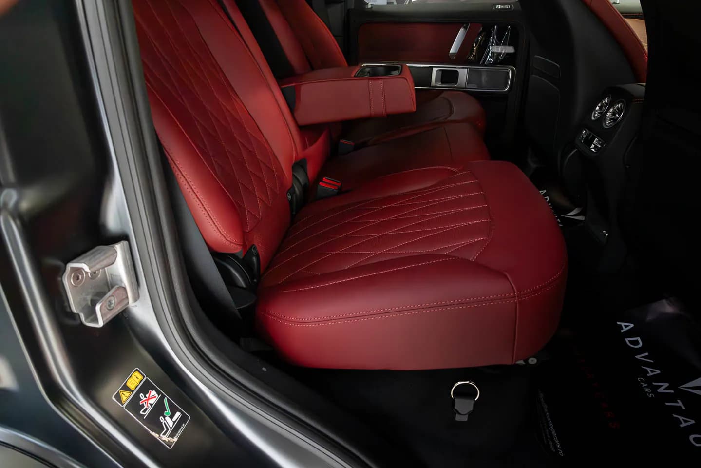 Mercedes-Benz G450 AMG-Paket — imaginea 12