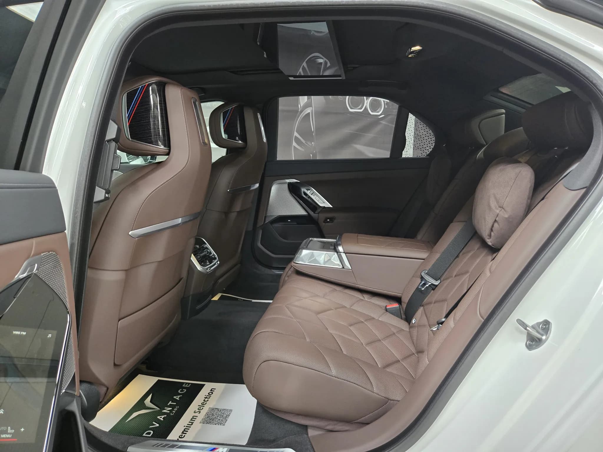 BMW 740d xDrive M-Sport&Individual — imaginea 12