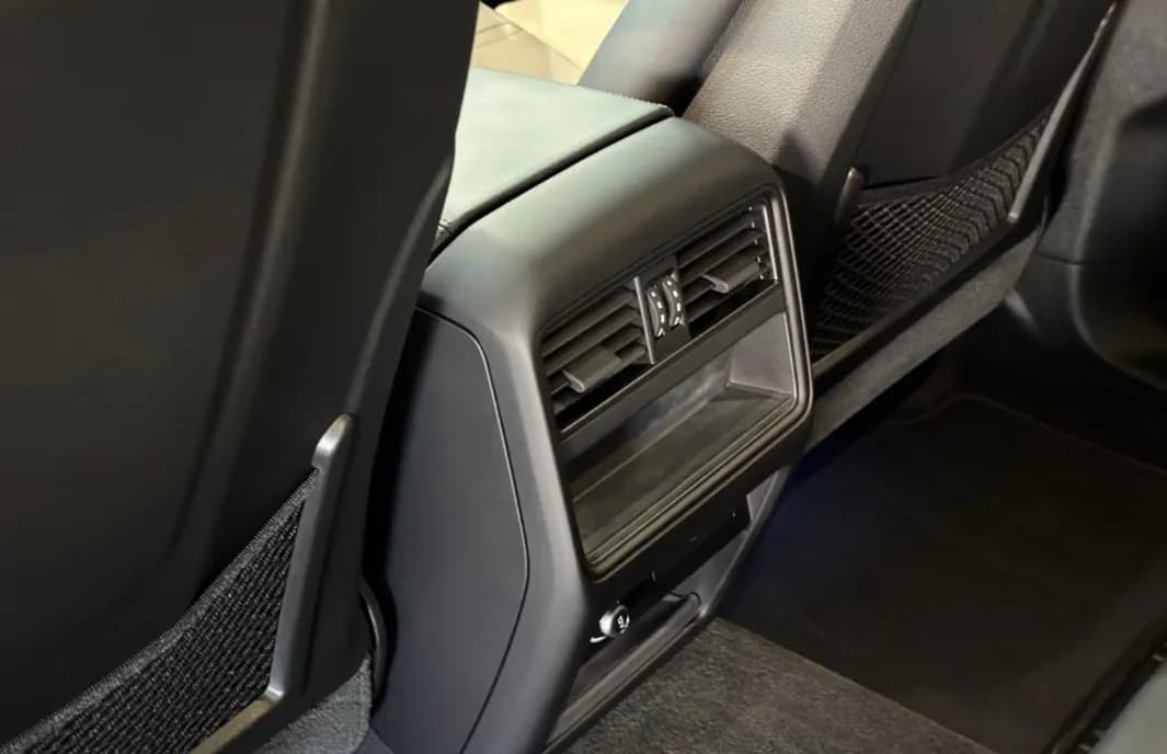 Porsche Cayenne E-Hybrid — imaginea 9