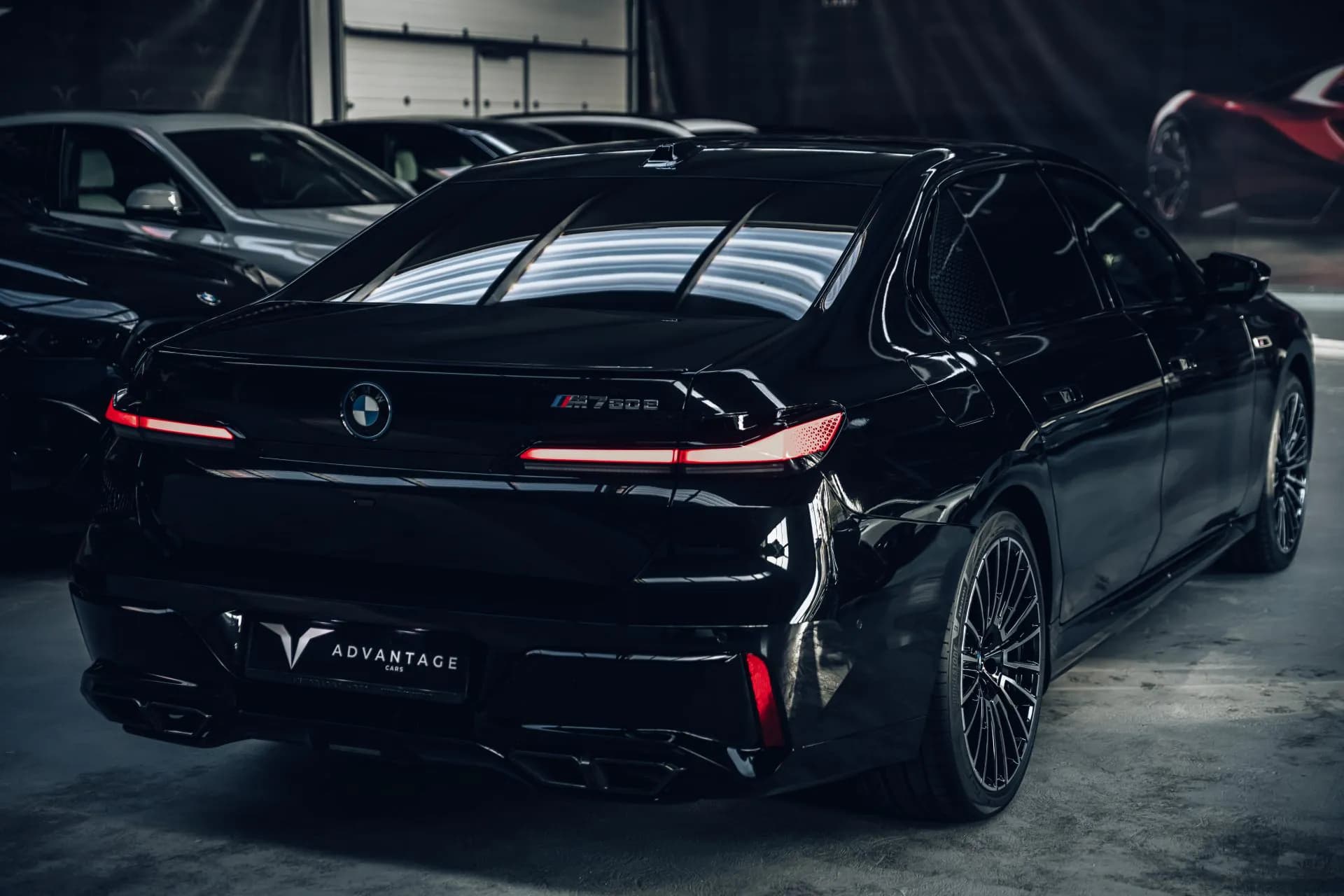 BMW M760e xDrive — imaginea 10