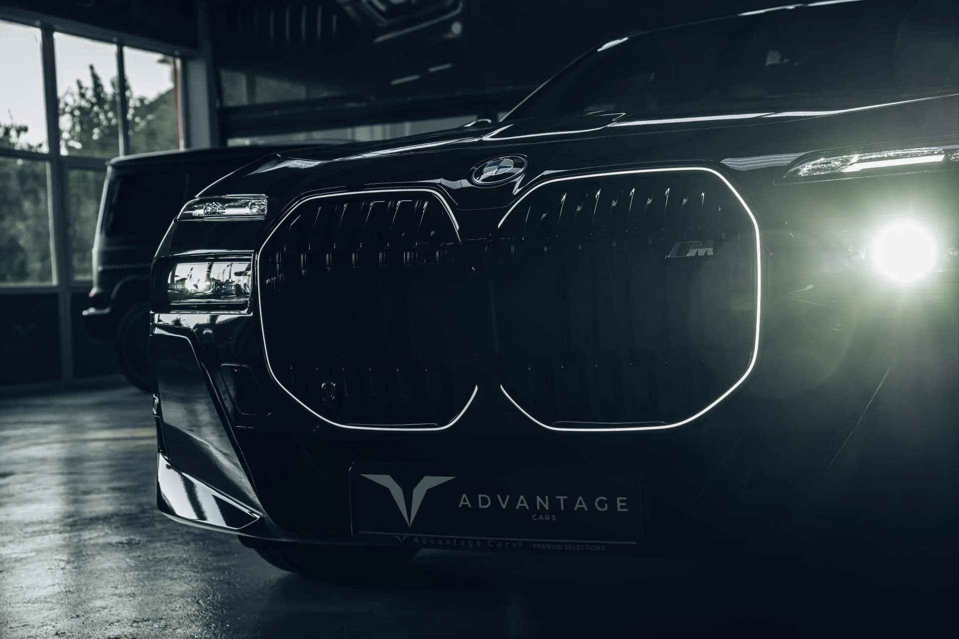 BMW M760e xDrive — imaginea 9