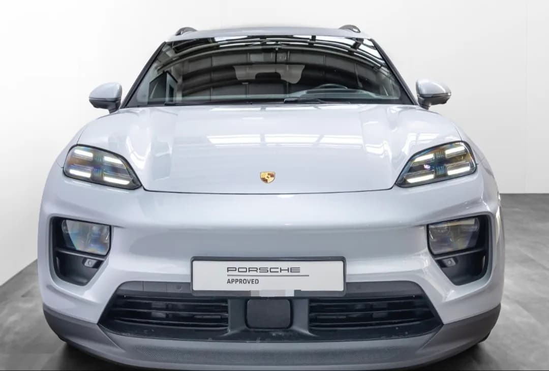 Porsche Macan 4