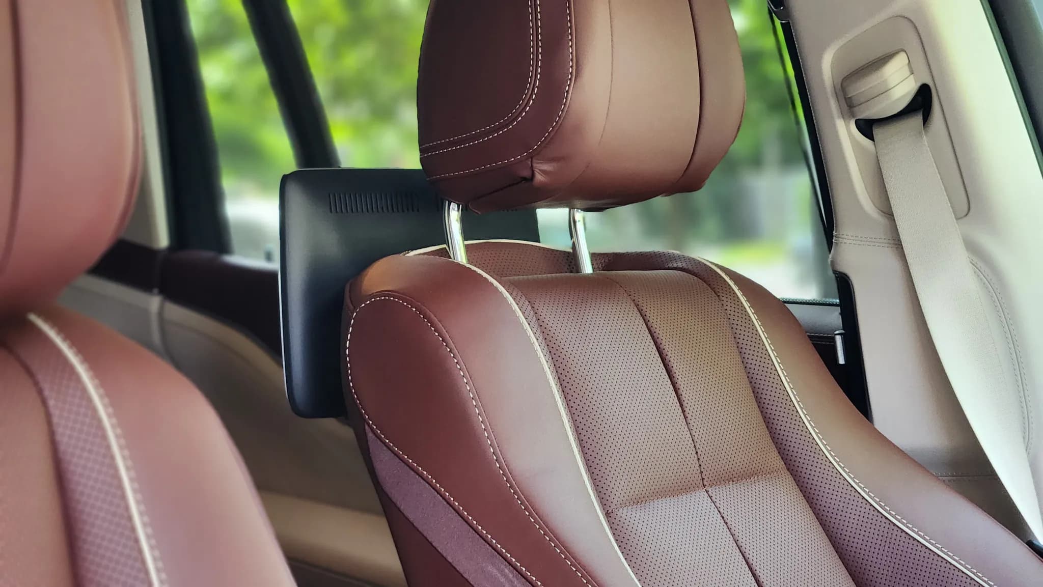 Mercedes-Maybach GLS600 MY 2023 — imaginea 14