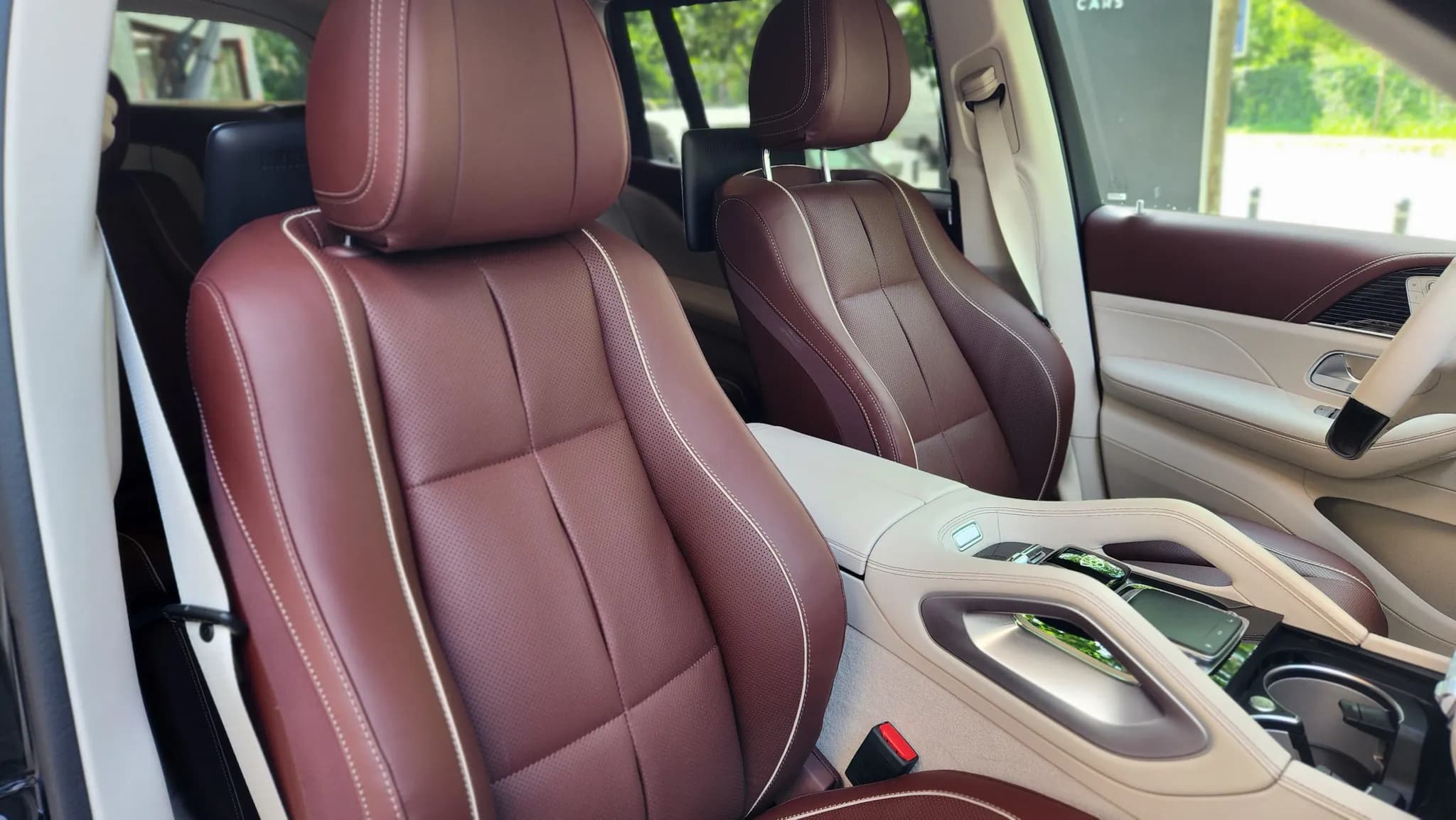 Mercedes-Maybach GLS600 MY 2023 — imaginea 12