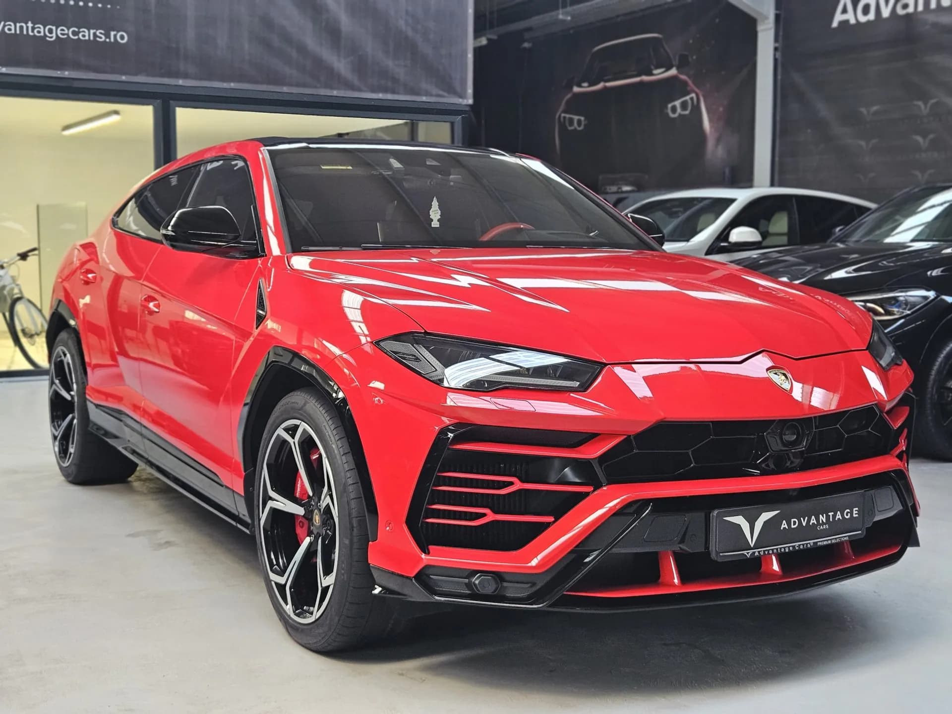 Lamborghini Urus — imaginea 17