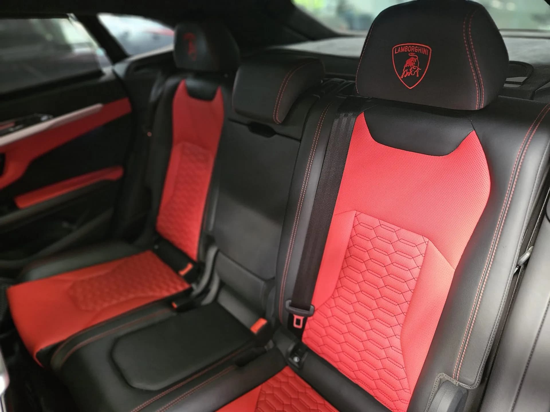 Lamborghini Urus — imaginea 27