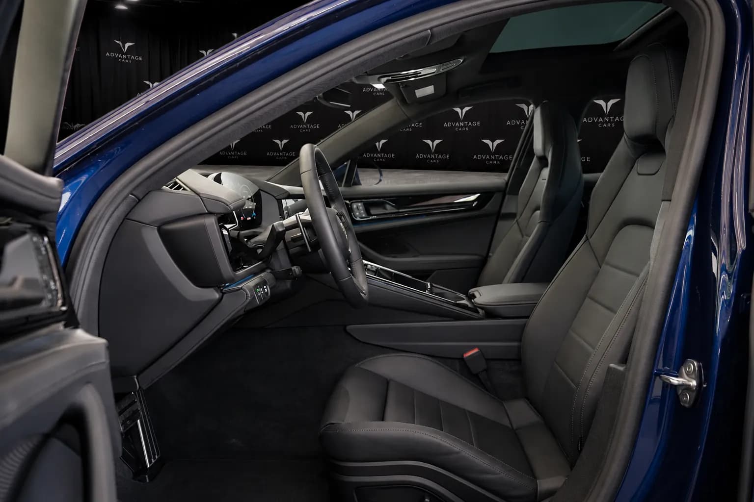 Porsche Panamera 4 — imaginea 11