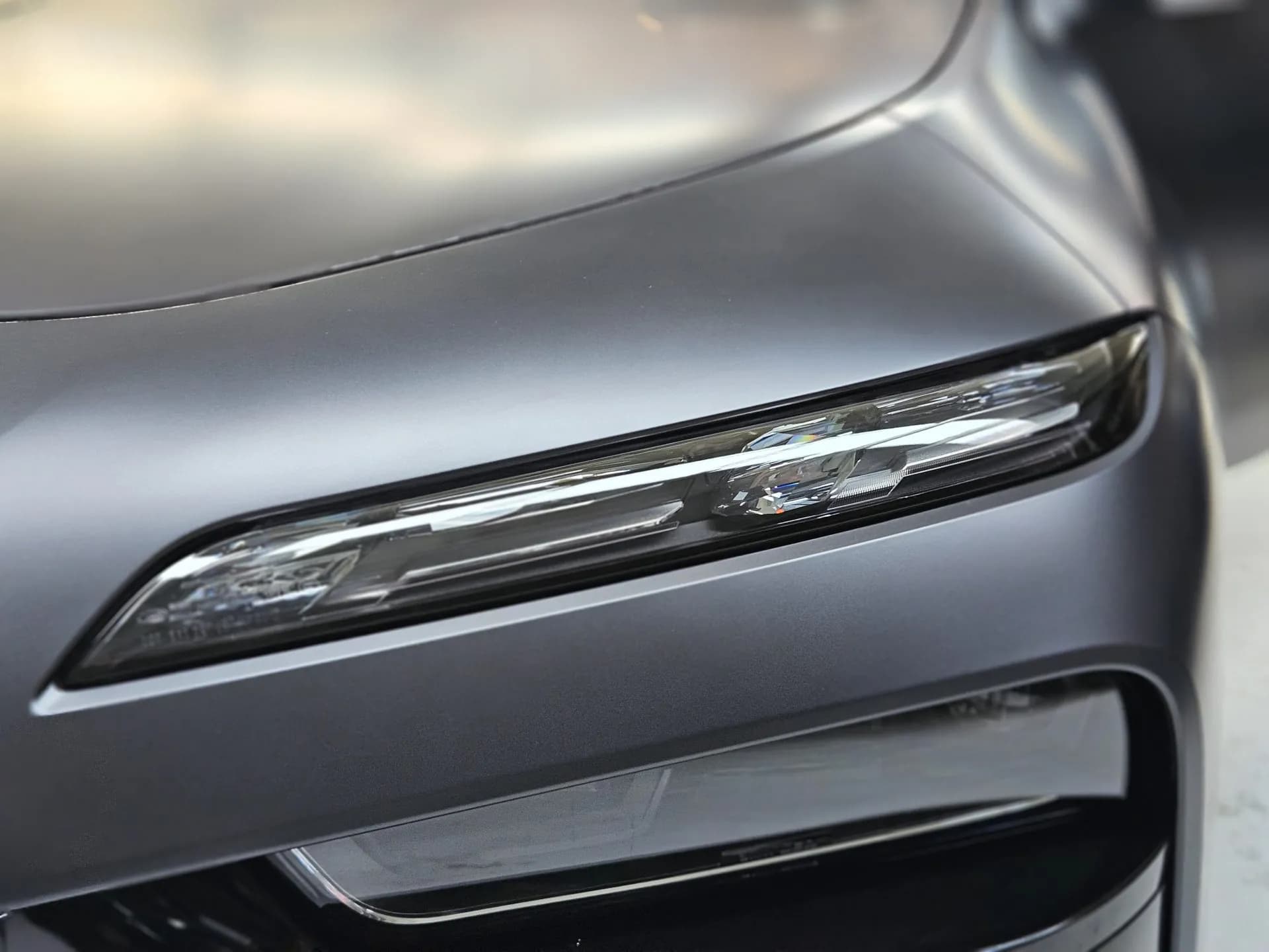 BMW M760e — imaginea 24
