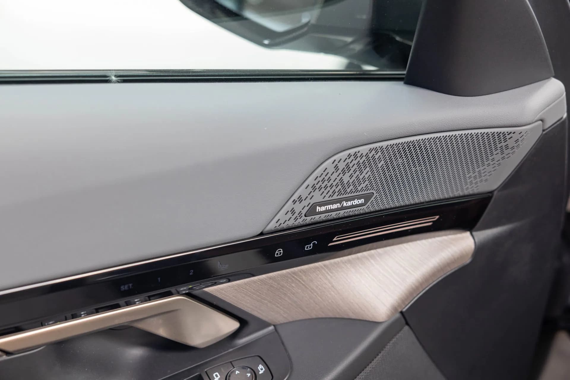 BMW 520d xDrive M-Sport Pro — imaginea 40