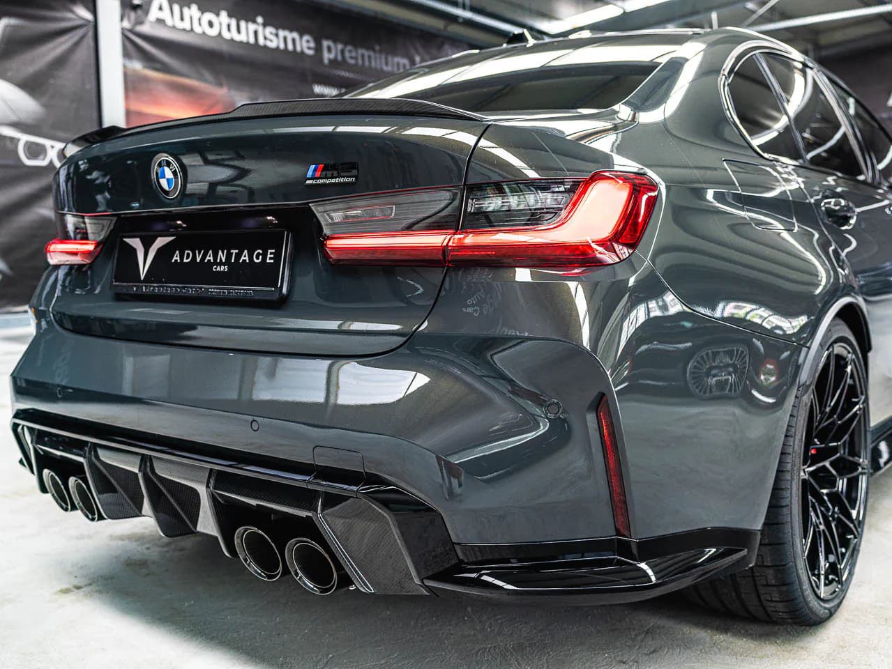 BMW M3 Competition xDrive — imaginea 30