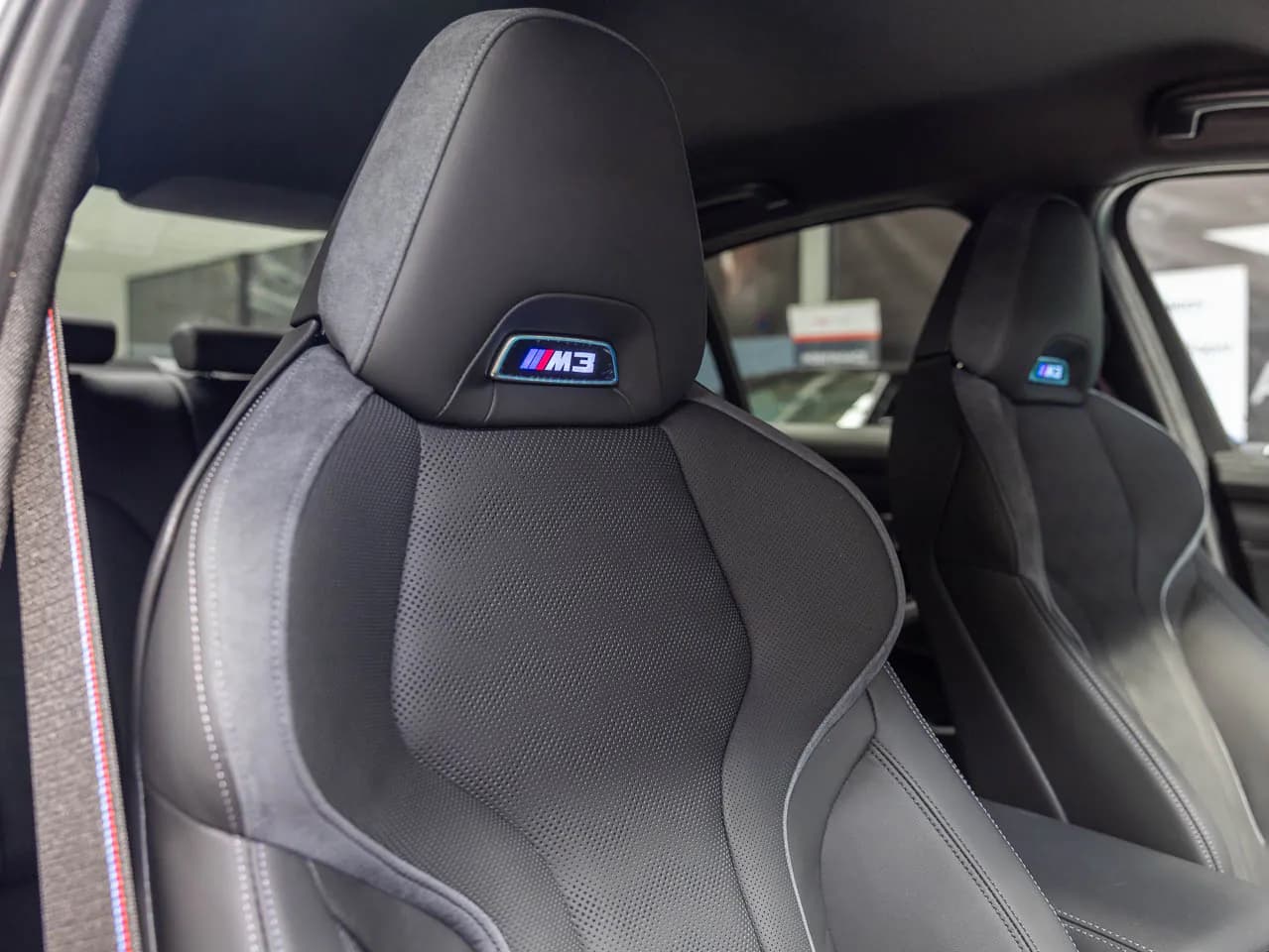 BMW M3 Competition xDrive — imaginea 10