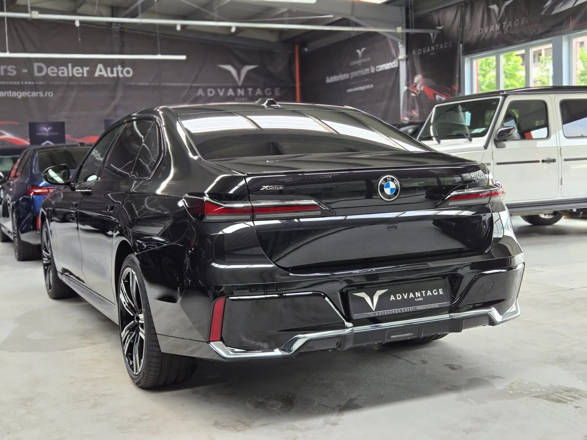 BMW Seria 7 740d xDrive — imaginea 14