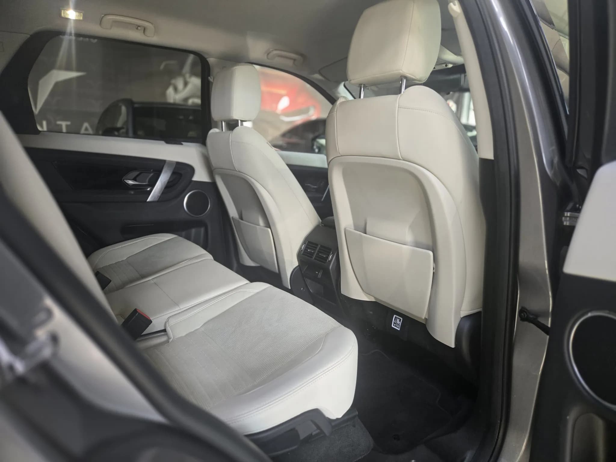 LRRR Discovery Sport D150 — imaginea 10