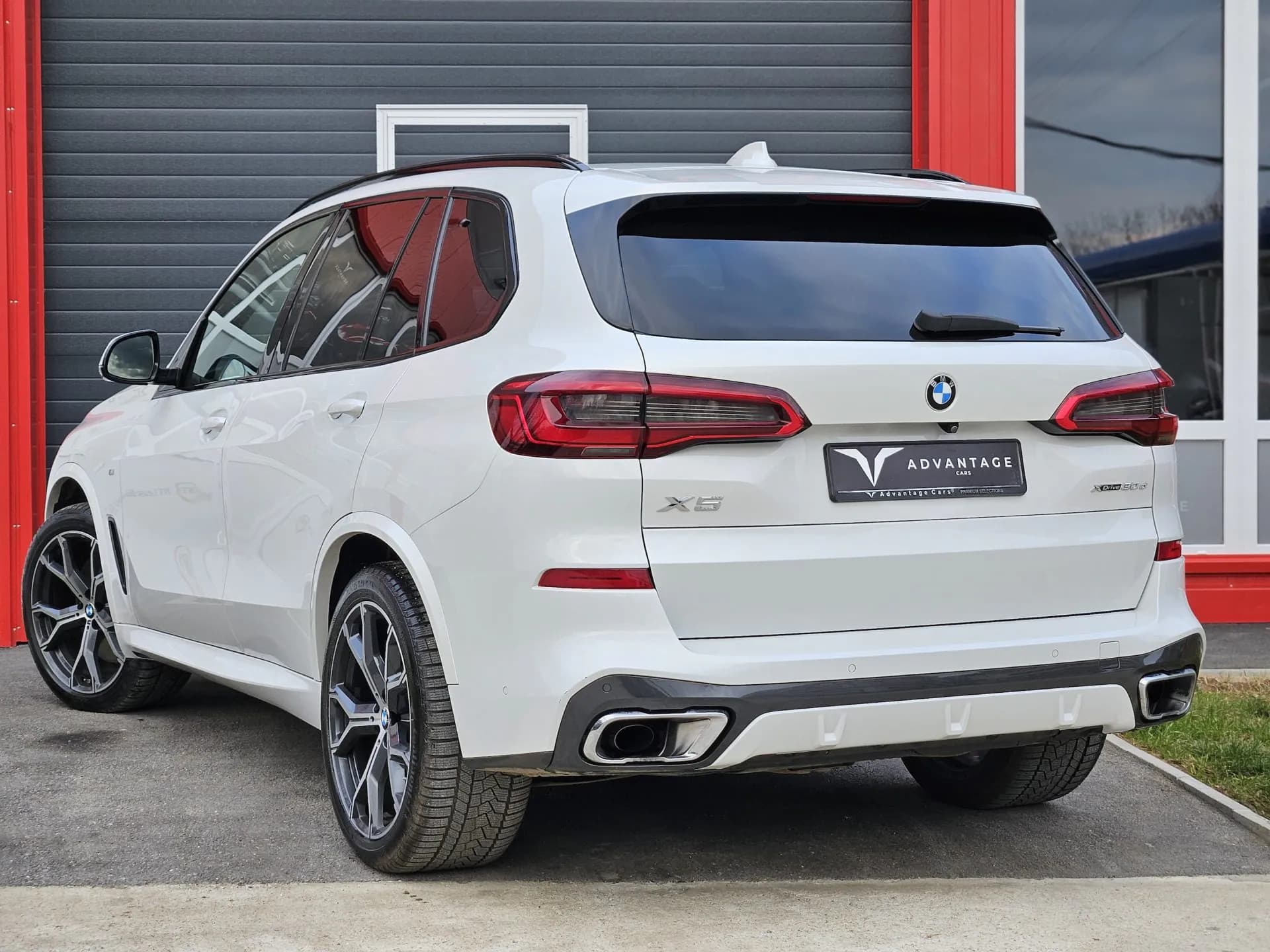 BMW X5 30d xDrive M-Sport — imaginea 22