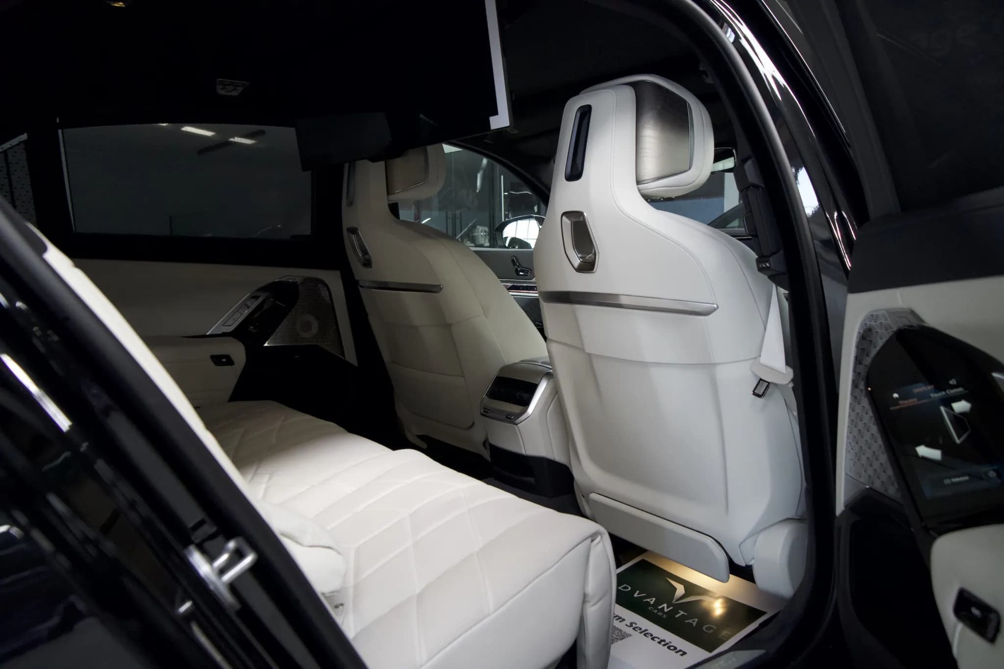 BMW 740d M-Sport/Black — imaginea 13