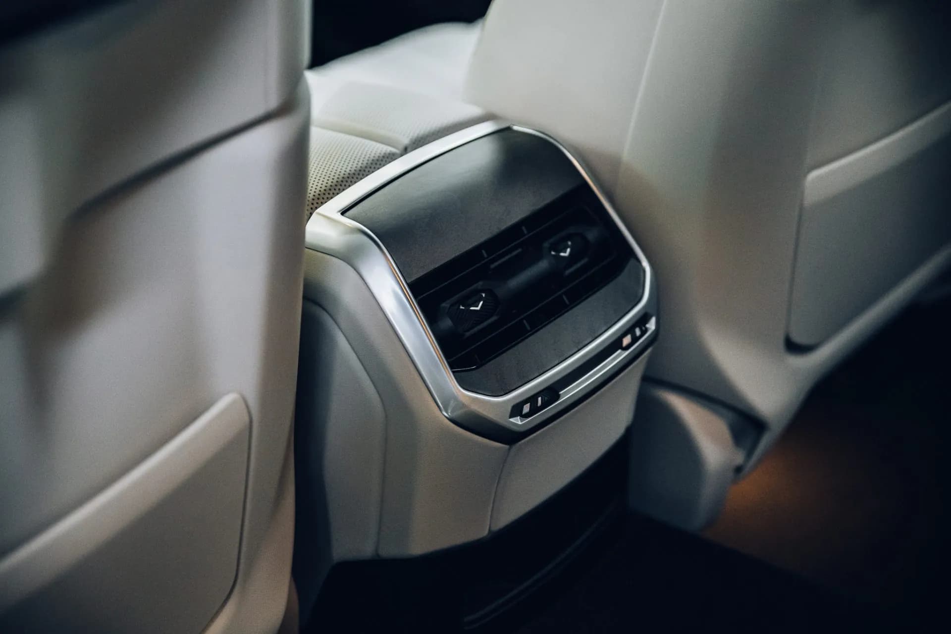 BMW 740d M-Sport — imaginea 20