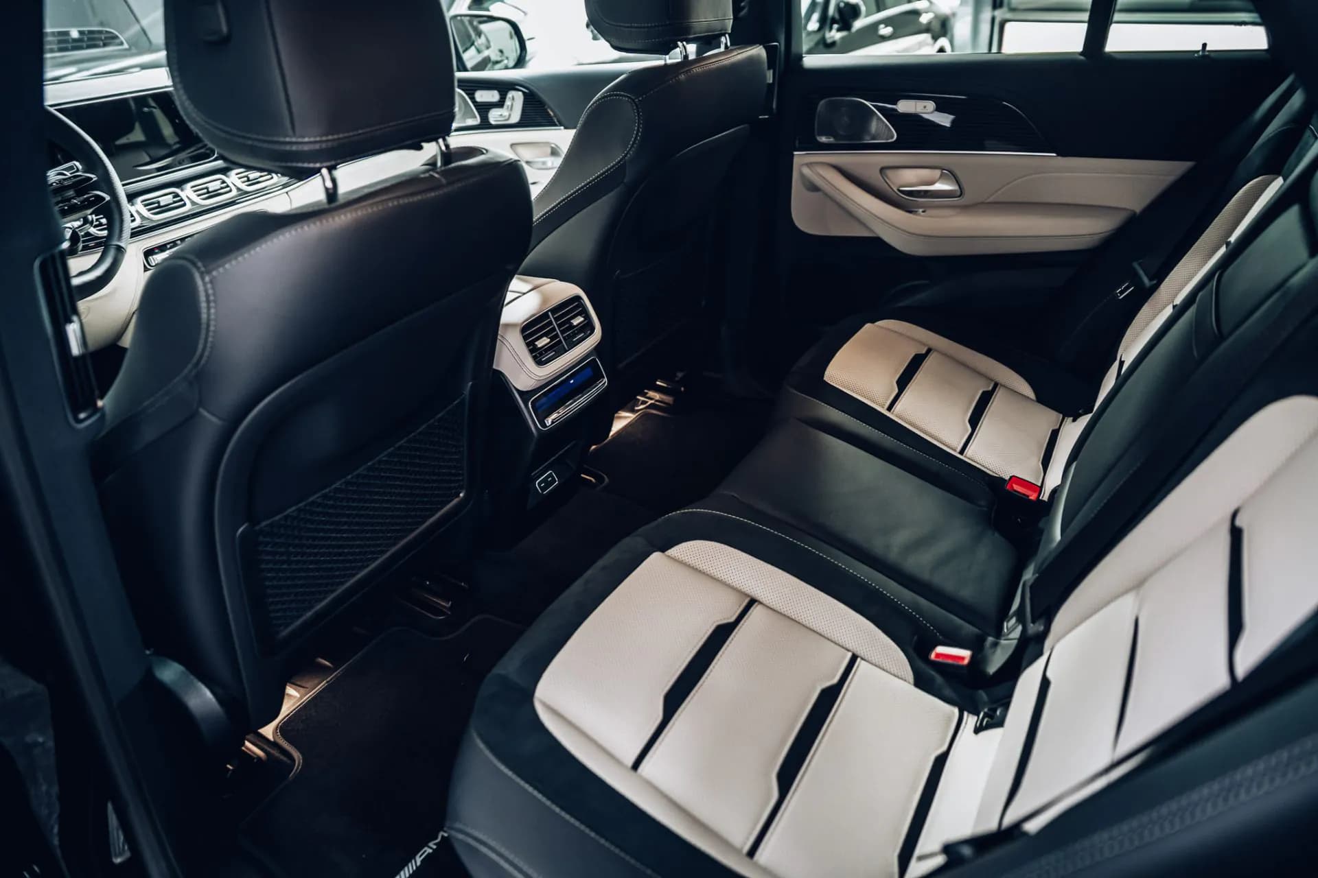 Mercedes-Benz GLE53 AMG — imaginea 18
