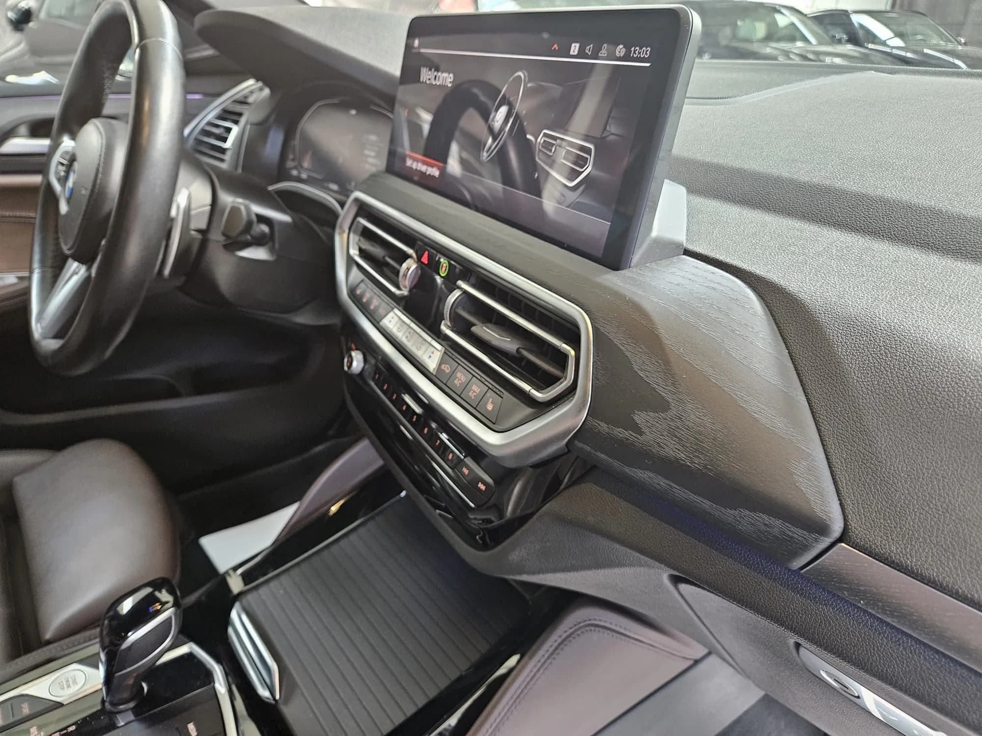 BMW X4 30d 2023 — imaginea 11