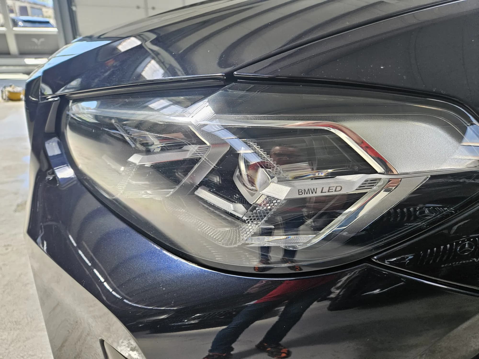 BMW X4 30d 2023 — imaginea 9