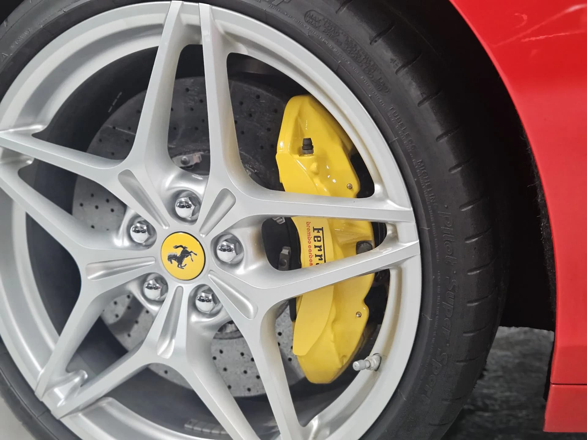 Ferrari California T Handling Speciale — imaginea 13