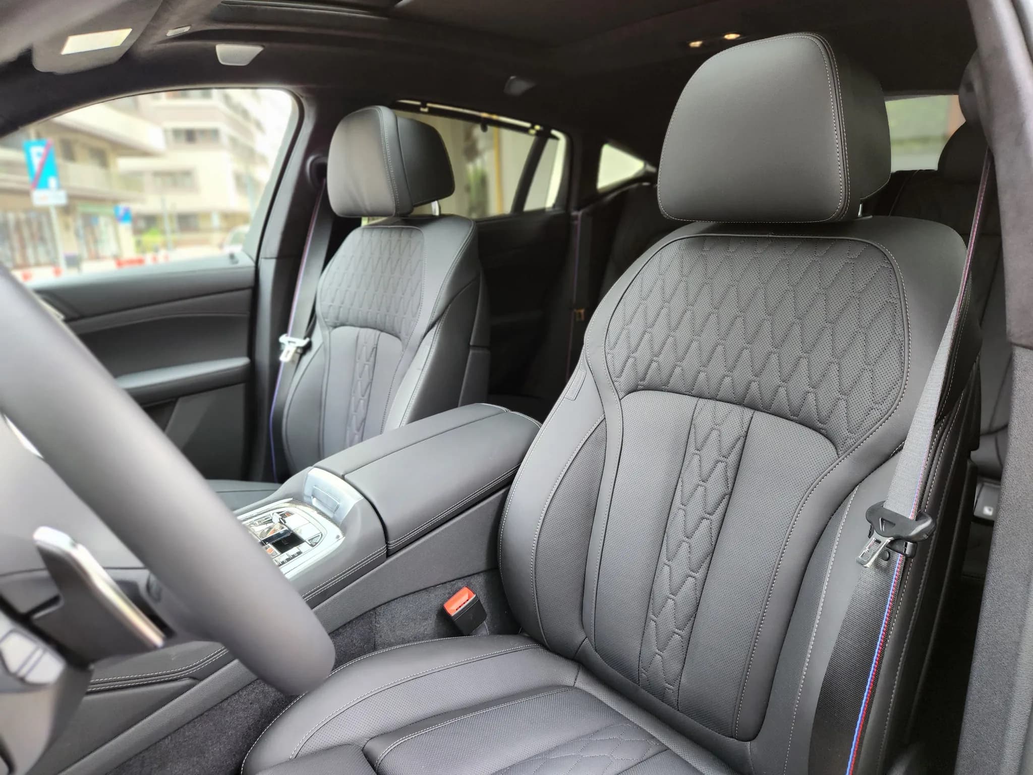 BMW X6 40i Individual — imaginea 13