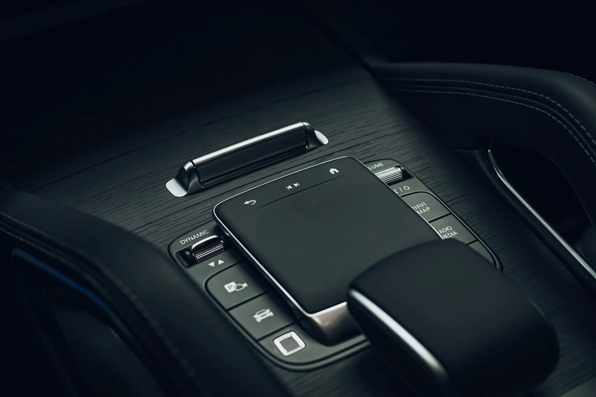 Mercedes-AMG GLE 53 Coupe Hybrid 4MATIC+ — imaginea 17