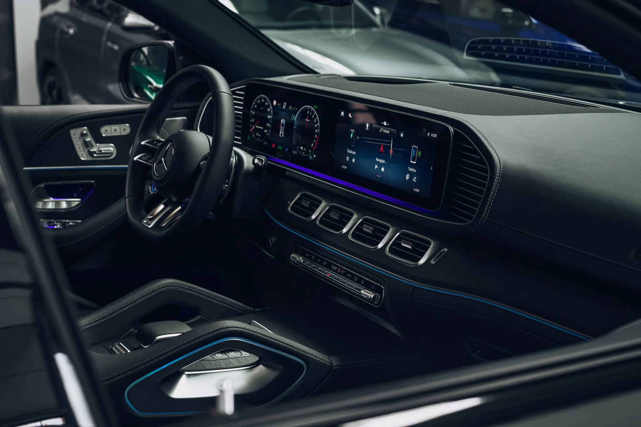 Mercedes-AMG GLE 53 Coupe Hybrid 4MATIC+ — imaginea 16