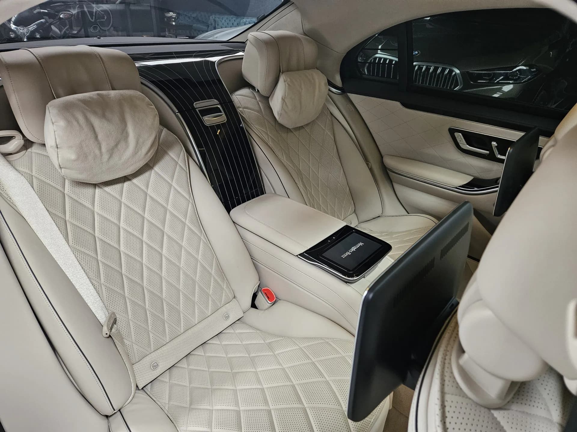 Mercedes-Benz S580 Long AMG Line — imaginea 14