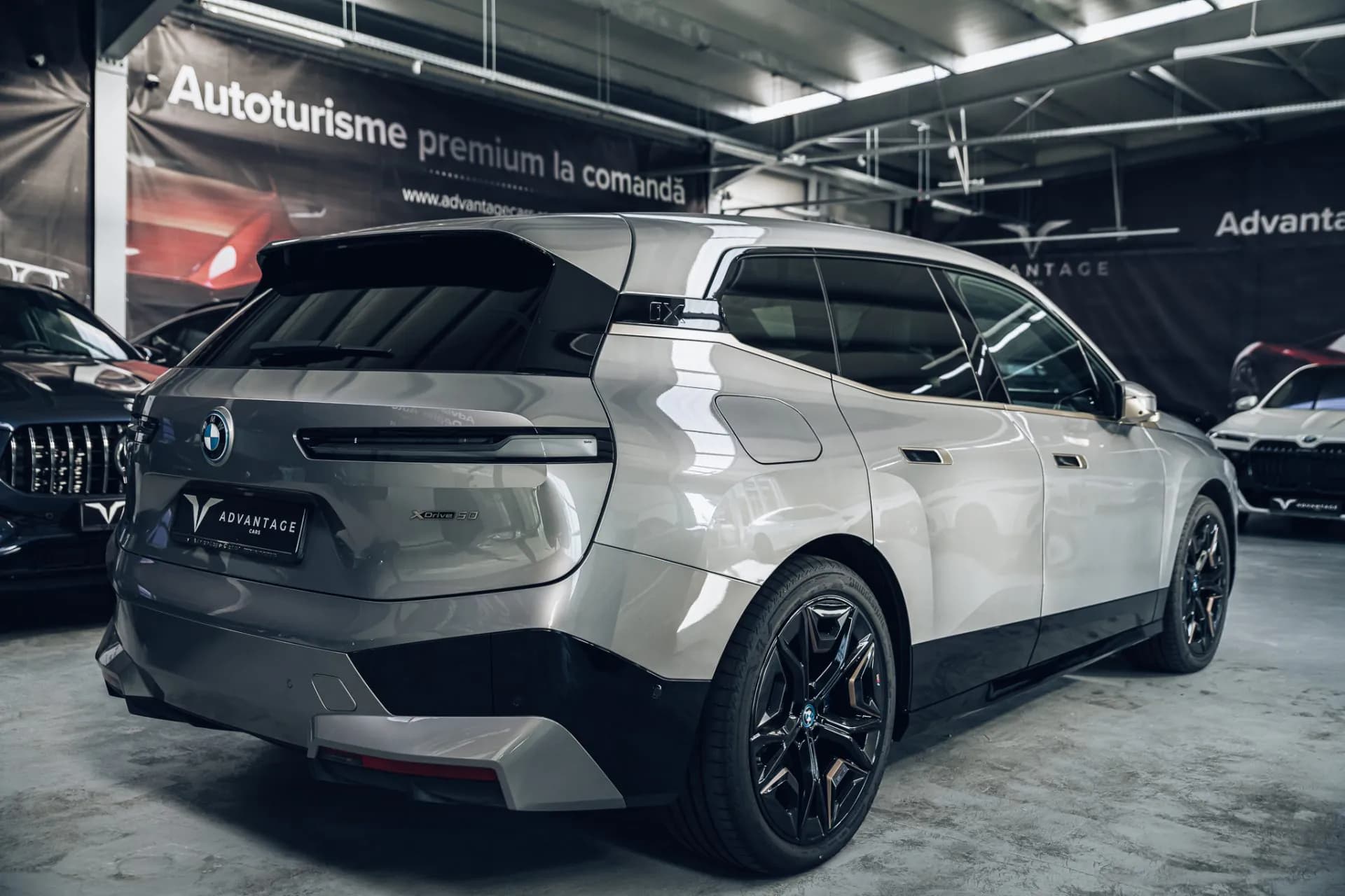 BMW IX 50 xDrive 523cp — imaginea 10