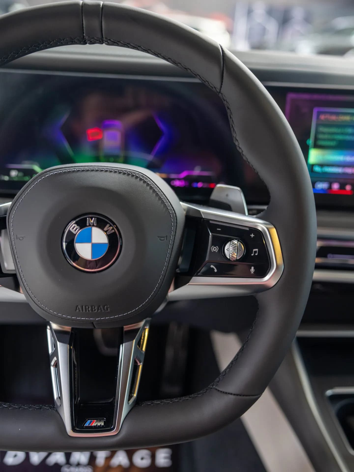 BMW  740 Long/M-Sport Pro — imaginea 16