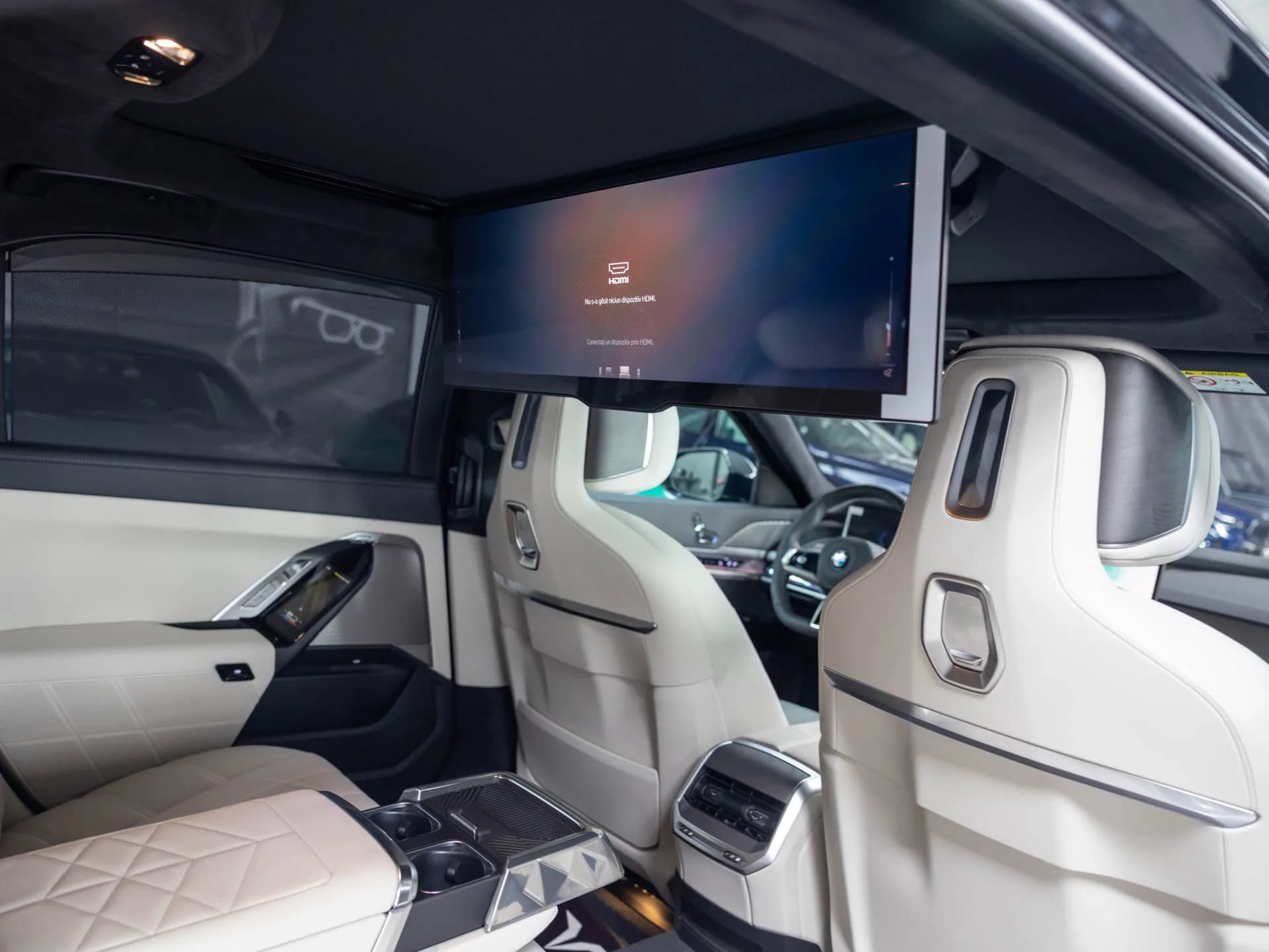BMW  740 Long/M-Sport Pro — imaginea 18