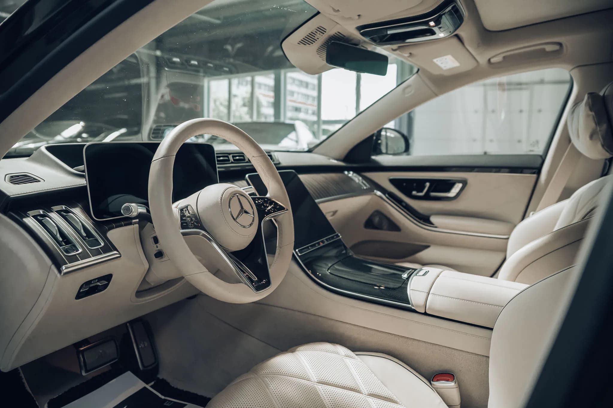 Mercedes-Benz Maybach S 680 4MATIC — imaginea 11