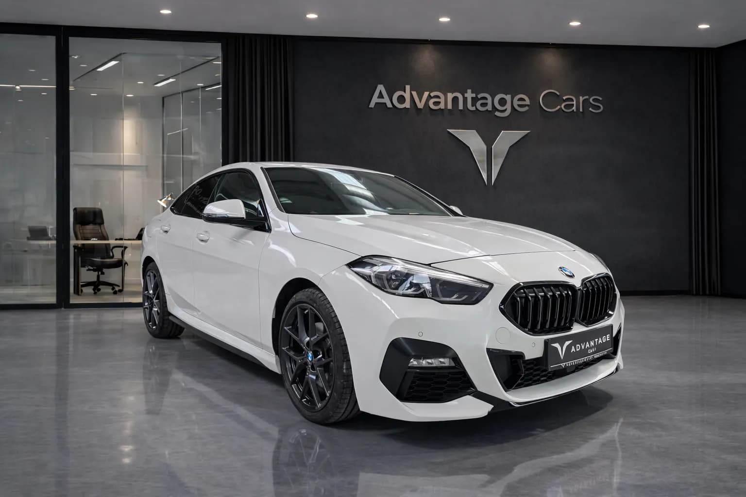 BMW 218i M-Sport — imaginea 17