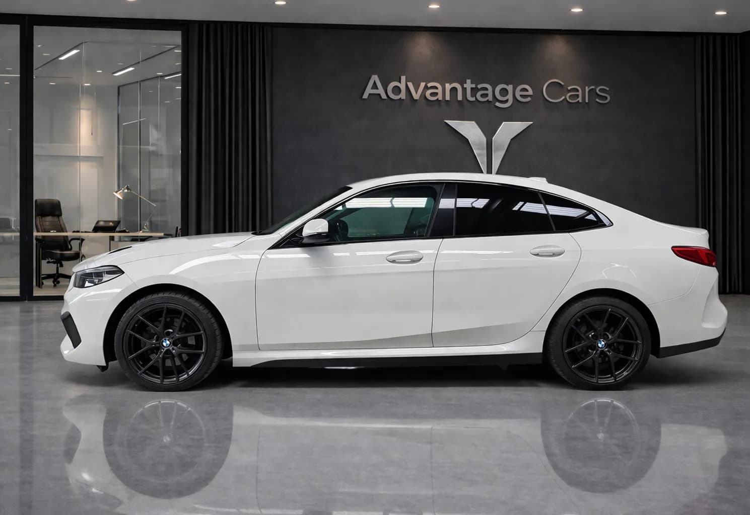 BMW 218i M-Sport — imaginea 10