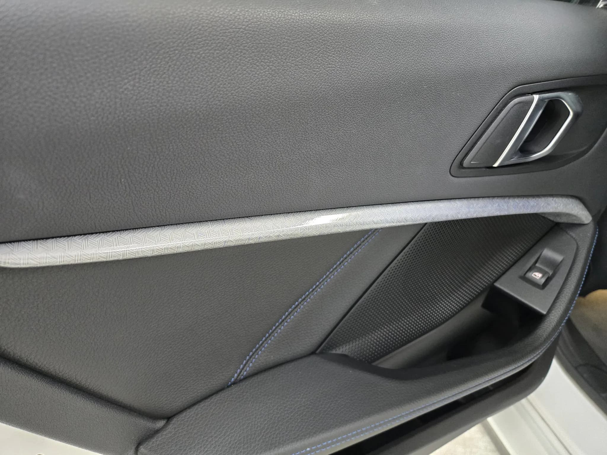 BMW 218i M-Sport — imaginea 16