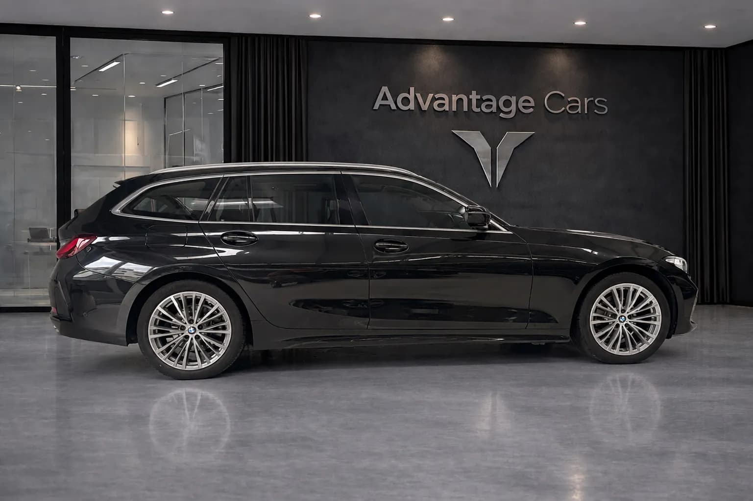 BMW Seria 3 320d xDrive — imaginea 9