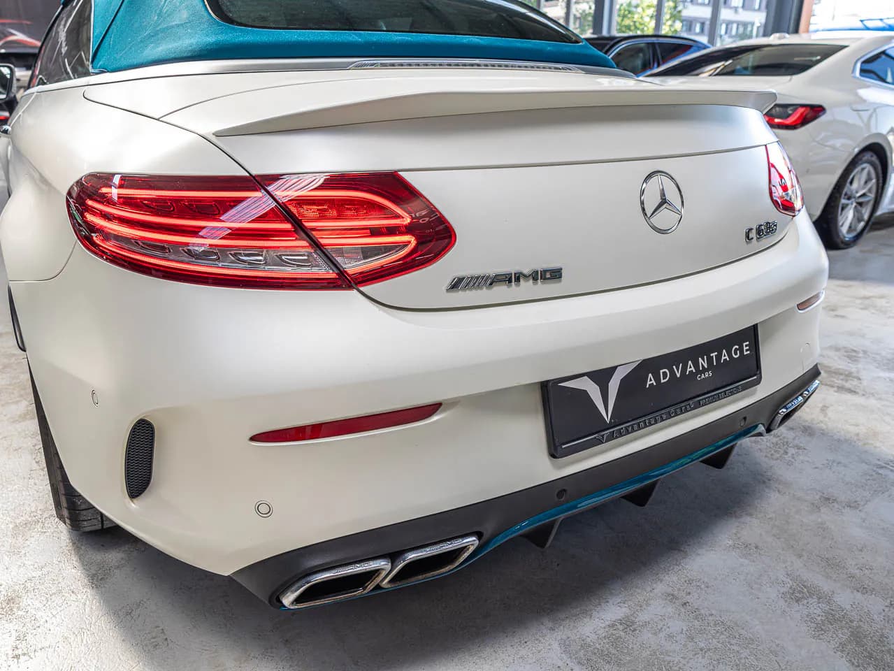 Mercedes Benz C63s Cabrio Edition Blue 1 of 150 — imaginea 15