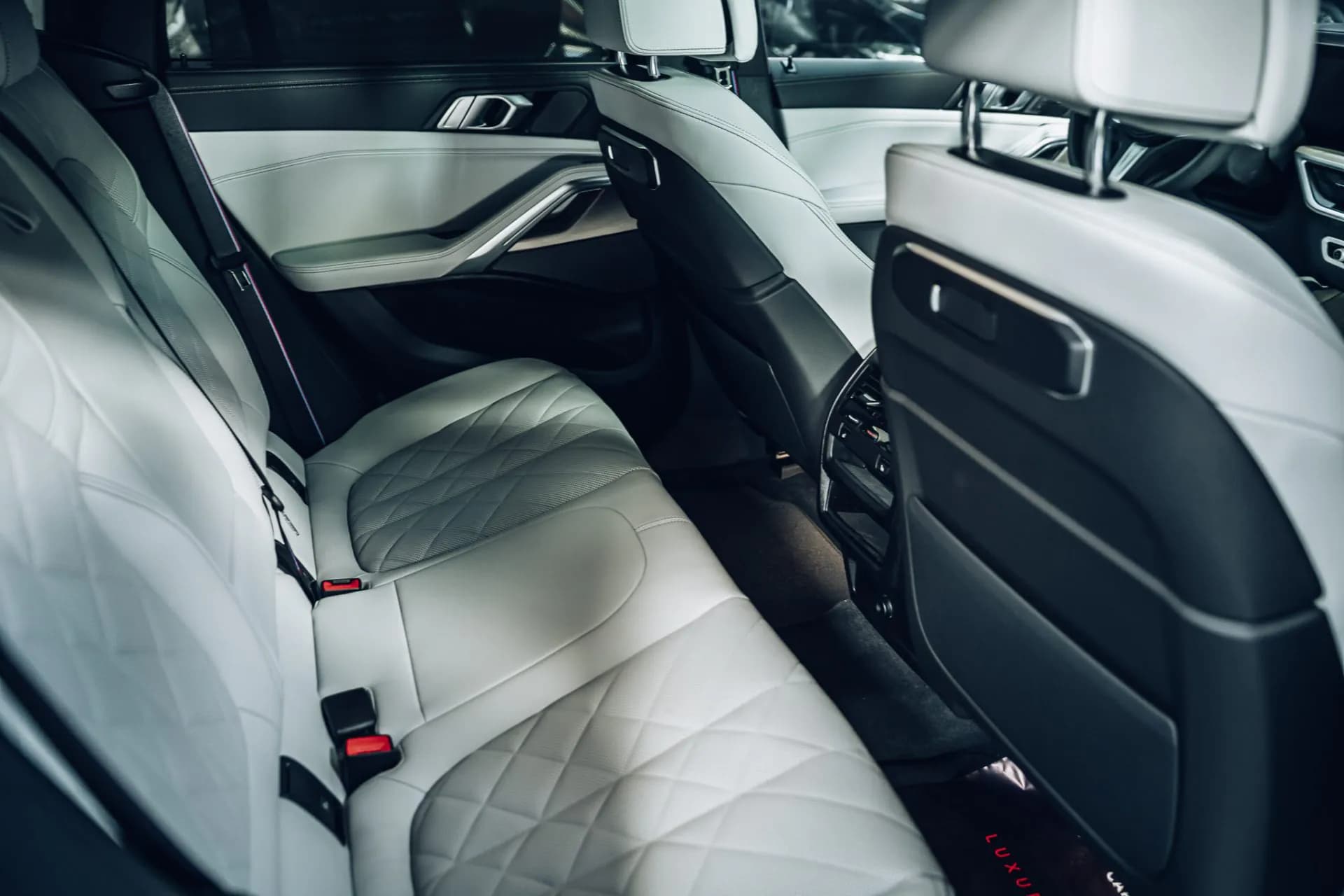 BMW X6 30d xDrive M-Sport Pro — imaginea 16
