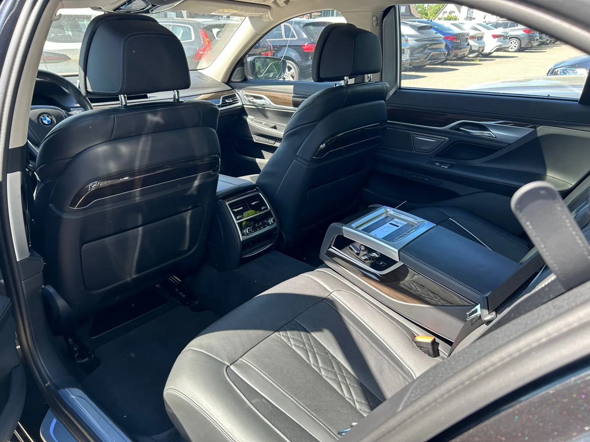 BMW 745 Le xDrive DA-Prof — imaginea 18