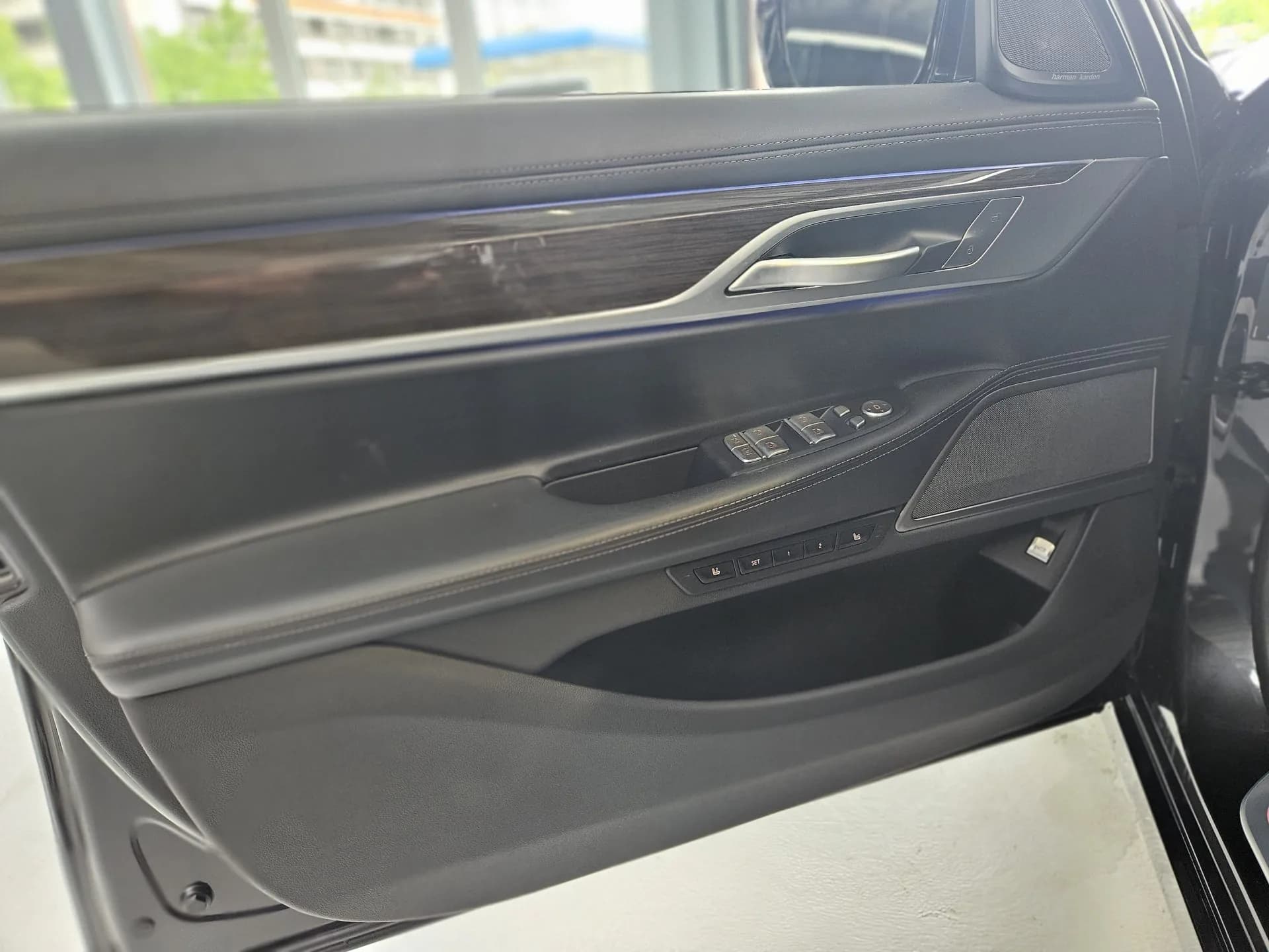 BMW 745 Le xDrive DA-Prof — imaginea 11