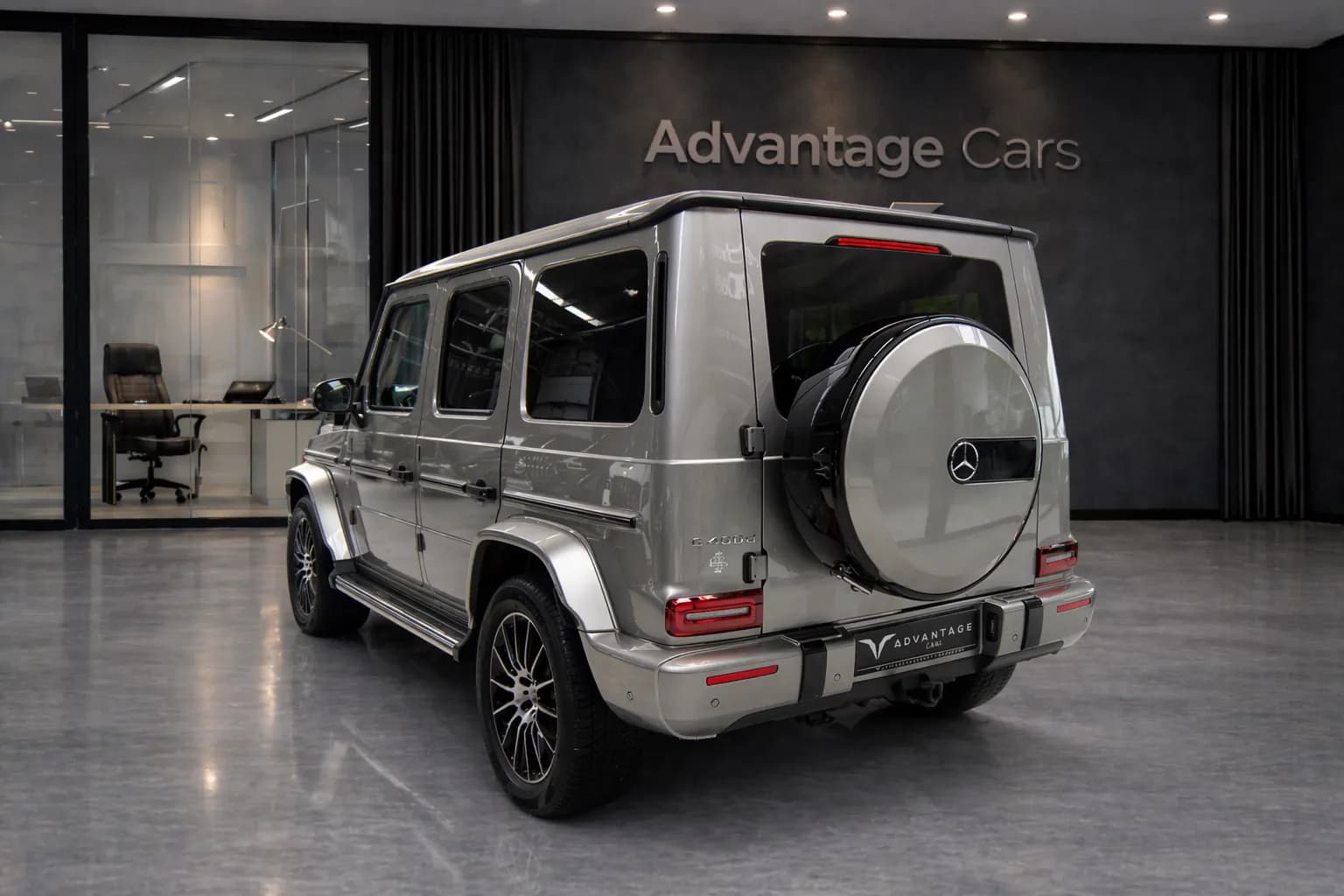 Mercedes Benz G400 Stronger Than Time Edition — imaginea 4