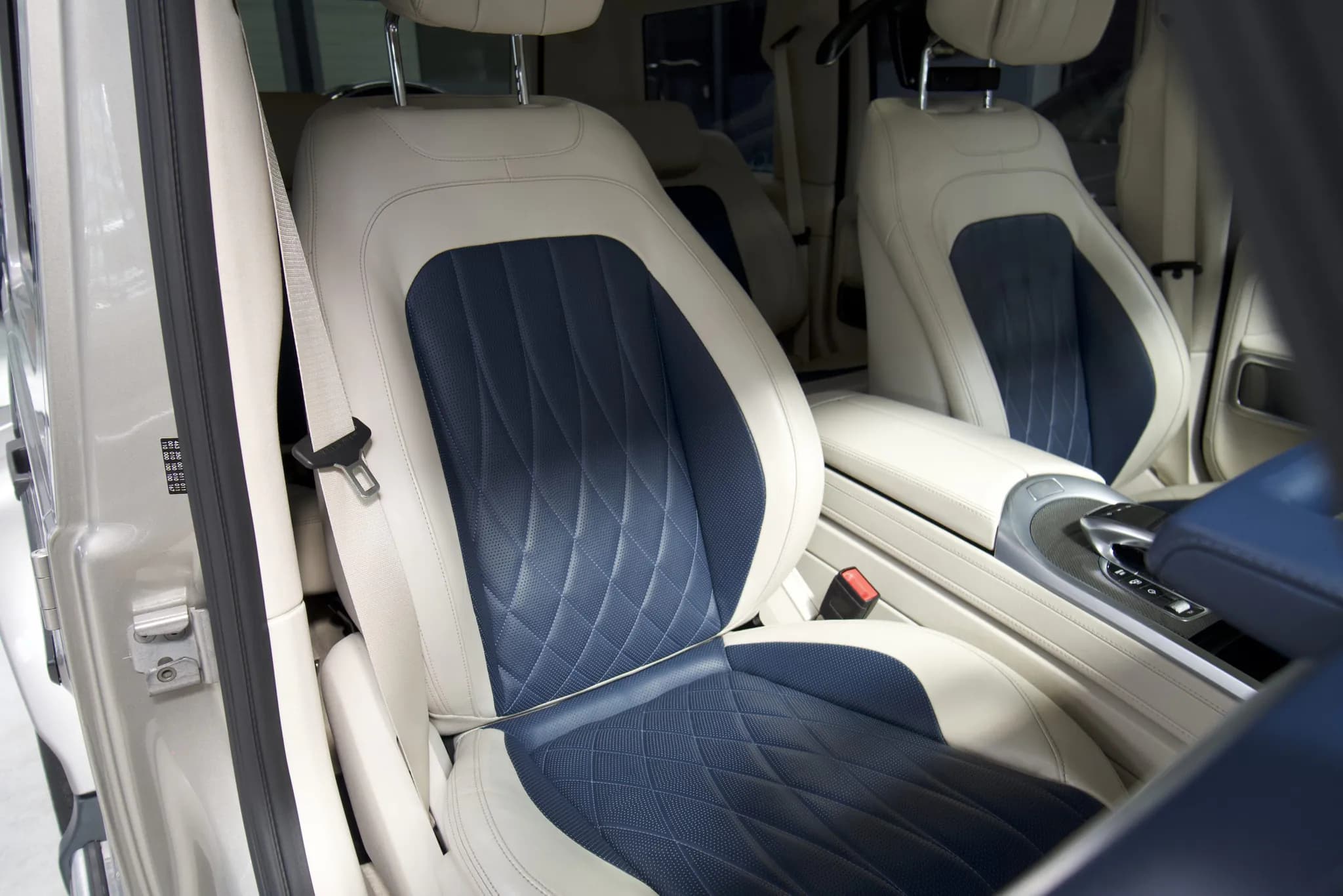 Mercedes Benz G400 Stronger Than Time Edition — imaginea 20