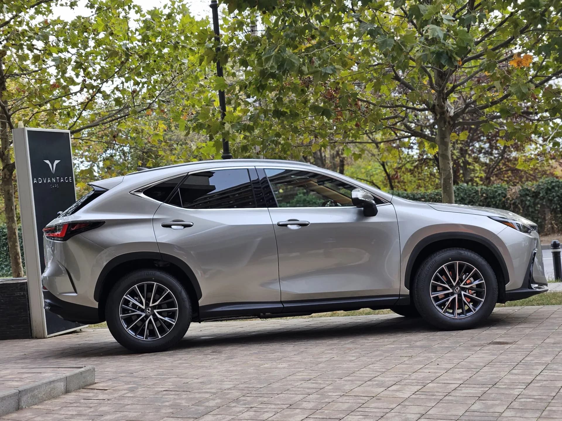 Lexus NX 350 - 4 WD-EXECUTIVE-HUD-360 — imaginea 33